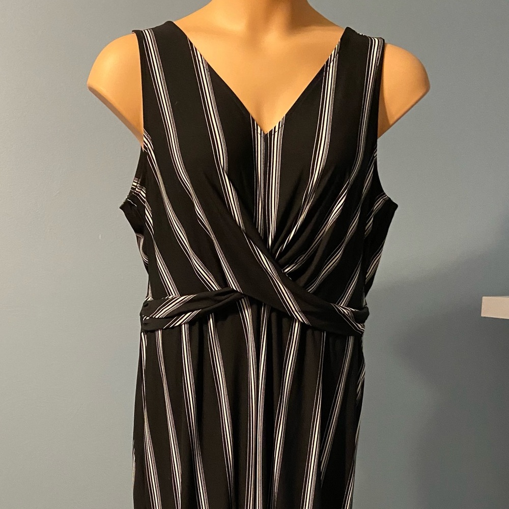 Striped sleeveless Jumpsuit